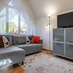 Rentplanet - Stroma Apartman