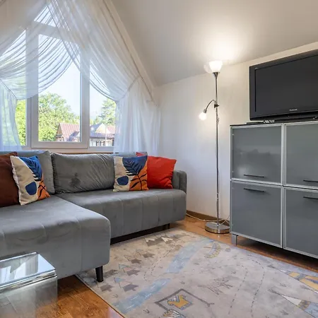 Rentplanet - Stroma Apartamento