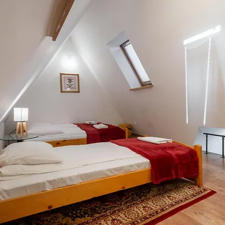 Rentplanet - Stroma Apartamento